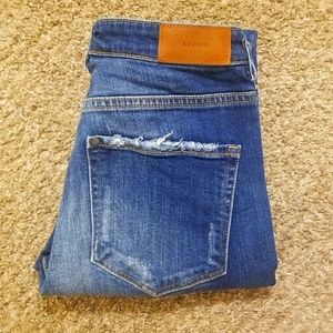 Blue skinny high waist denim jeans